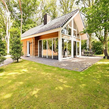 Exquisite Holiday Home In Reutum With Sauna Beekdorp エクステリア 写真