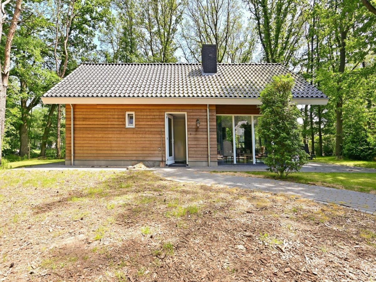 Exquisite Holiday Home In Reutum With Sauna Beekdorp エクステリア 写真